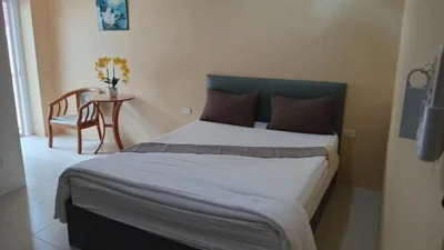 Doppelzimmer mit Bergblick — Sea View Apartments